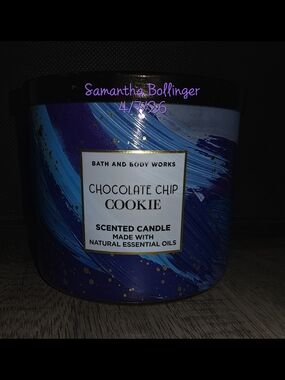 Bath & Body Works 3-Wick Candle Chocolate Chip Cookie